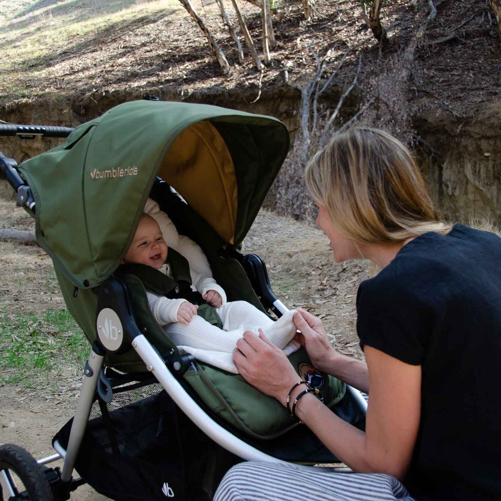
                      
                        Organic Cotton Infant Insert on Bumbleride Indie All Terrain Stroller Camp Green Closeup
                      
                    